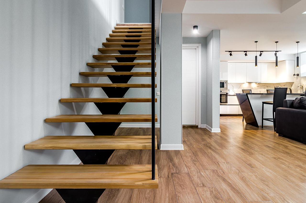 Modern Apartment In Old Tbilisi Exterior photo
