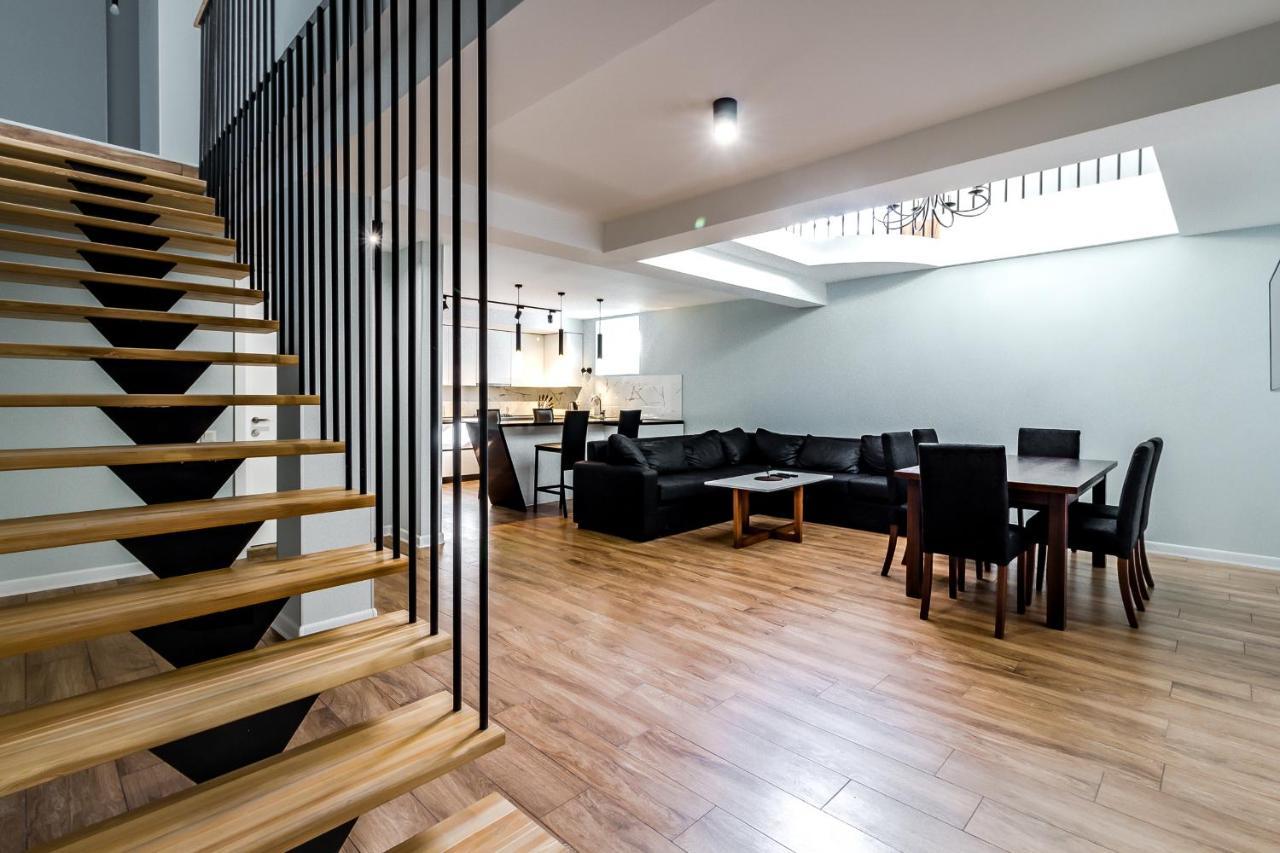 Modern Apartment In Old Tbilisi Exterior photo