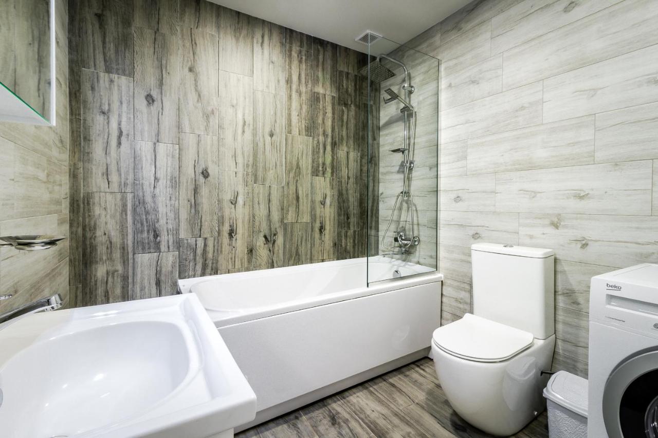 Modern Apartment In Old Tbilisi Exterior photo
